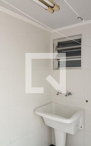 Casa à venda com 153m², 3 quartos e 2 vagasLavanderia Casa 2