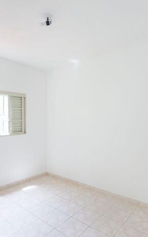 Casa à venda com 100m², 2 quartos e 3 vagasQuarto 01