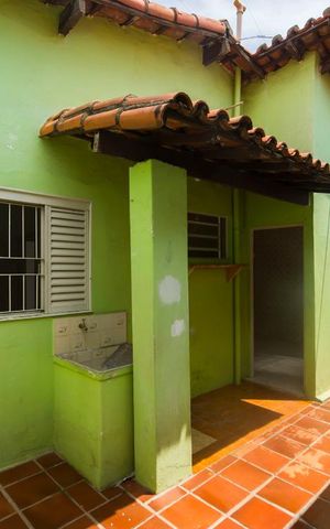 Casa à venda com 100m², 2 quartos e 3 vagasAre de serviço