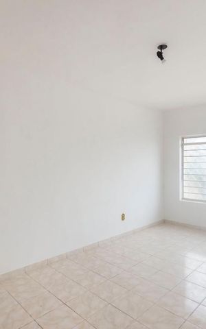 Casa à venda com 100m², 2 quartos e 3 vagasSala