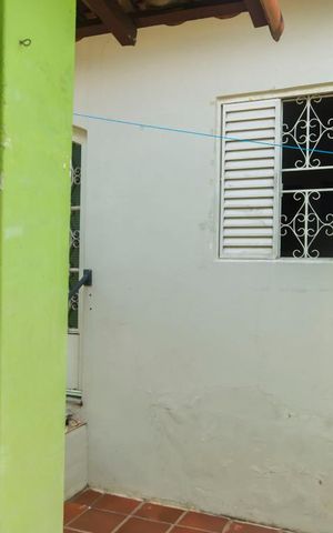 Casa à venda com 100m², 2 quartos e 3 vagasVista do quarto