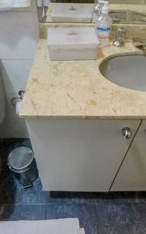 Apartamento para alugar com 384m², 3 quartos e 3 vagasBanheiro