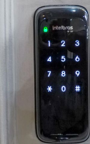 Apartamento para alugar com 384m², 3 quartos e 3 vagasFechadura Eletronica