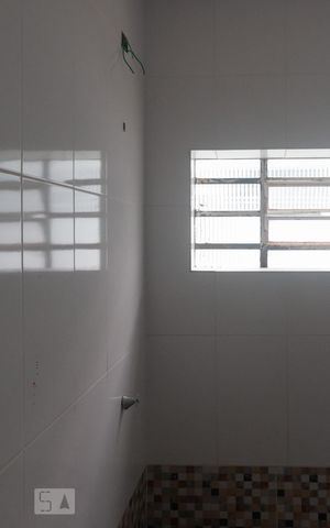 Casa à venda com 140m², 4 quartos e 2 vagasDetalhe banheiro 2