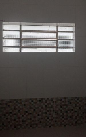 Casa à venda com 140m², 4 quartos e 2 vagasBanheiro 2