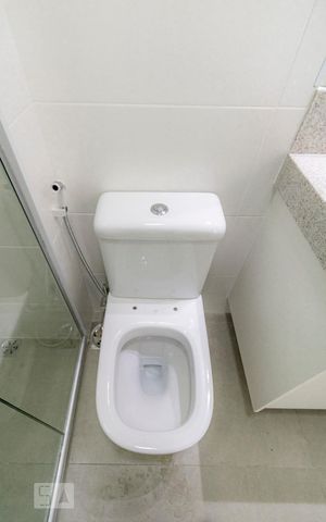 Apartamento para alugar com 60m², 2 quartos e 2 vagasBanheiro