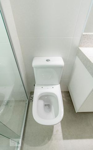 Apartamento para alugar com 60m², 2 quartos e 2 vagasBanheiro