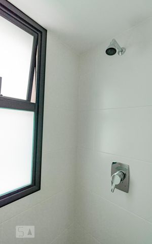 Apartamento para alugar com 60m², 2 quartos e 2 vagasBanheiro