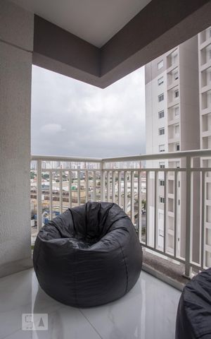 Apartamento para alugar com 58m², 2 quartos e 1 vagaVaranda
