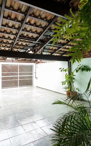 Casa à venda com 185m², 3 quartos e 4 vagasGaragem
