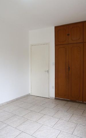 Casa para alugar com 238m², 3 quartos e 2 vagasQuarto 2