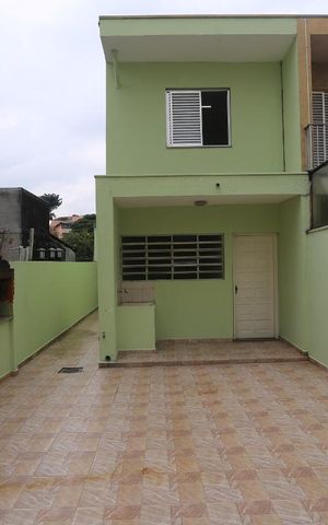 Casa para alugar com 238m², 3 quartos e 2 vagasChurrasqueira e Área de Serviço