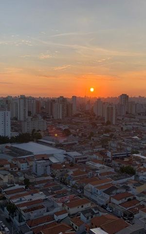 Apartamento à venda com 211m², 3 quartos e 3 vagas Apartamento à venda com 211m², 3 quartos e 3 vagasVista
