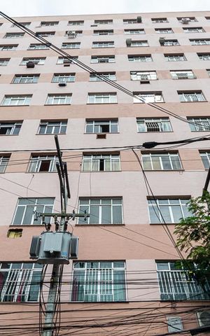 Apartamento à venda com 80m², 2 quartos e sem vaga Apartamento à venda com 80m², 2 quartos e sem vagaFachada
