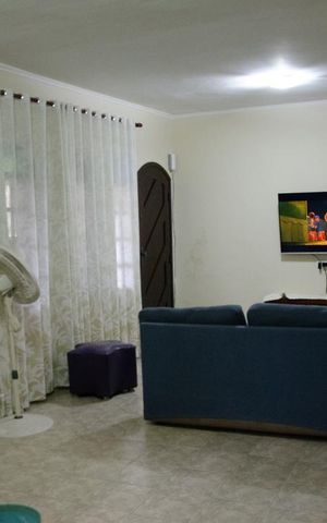 Casa à venda com 152m², 4 quartos e 3 vagasSala