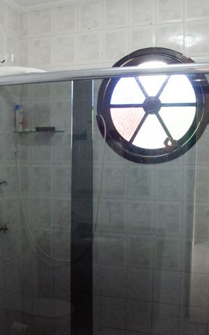 Casa à venda com 152m², 4 quartos e 3 vagasBanheiro 1