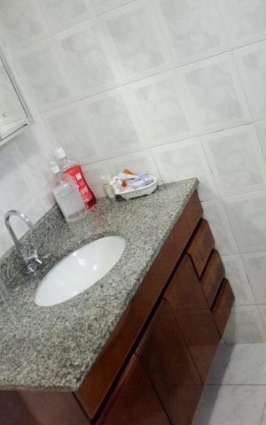 Casa à venda com 152m², 4 quartos e 3 vagasBanheiro 2