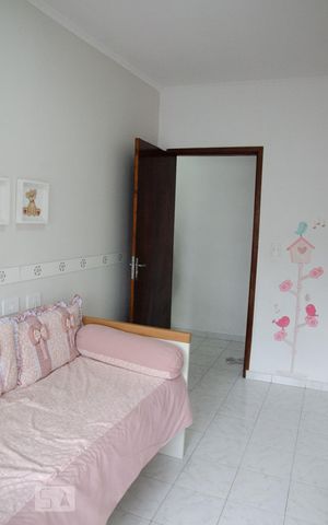 Casa à venda com 152m², 4 quartos e 3 vagasQuarto