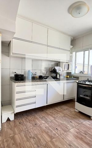 Casa à venda com 110m², 3 quartos e 3 vagas Casa à venda com 110m², 3 quartos e 3 vagasCozinha