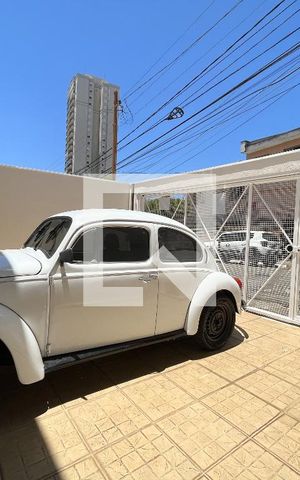 Casa à venda com 110m², 3 quartos e 3 vagas Casa à venda com 110m², 3 quartos e 3 vagasGaragem