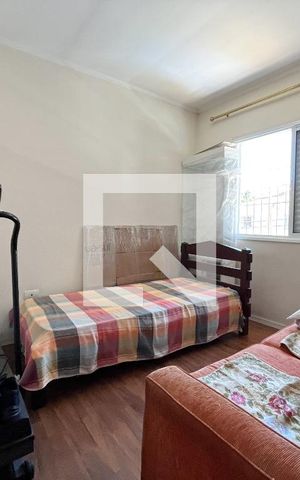 Casa à venda com 110m², 3 quartos e 3 vagas Casa à venda com 110m², 3 quartos e 3 vagasQuarto 2