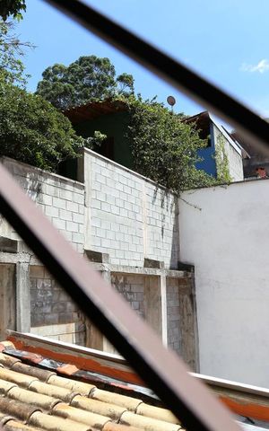 Casa à venda com 400m², 5 quartos e 5 vagasQuarto 2 vista