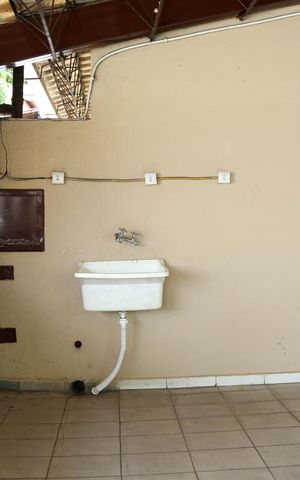 Casa à venda com 400m², 5 quartos e 5 vagasÁrea de Serviço