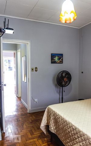 Casa à venda com 100m², 2 quartos e 1 vaga Casa à venda com 100m², 2 quartos e 1 vagaQuarto 1
