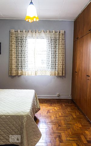 Casa à venda com 100m², 2 quartos e 1 vaga Casa à venda com 100m², 2 quartos e 1 vagaQuarto 1