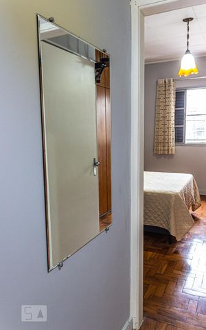 Casa à venda com 100m², 2 quartos e 1 vaga Casa à venda com 100m², 2 quartos e 1 vagaCorredor - Espelho