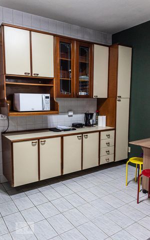 Casa à venda com 100m², 2 quartos e 1 vaga Casa à venda com 100m², 2 quartos e 1 vagaCozinha