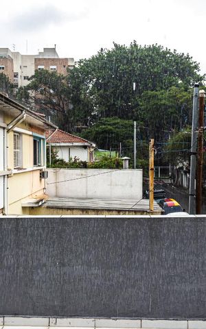 Casa à venda com 100m², 2 quartos e 1 vaga Casa à venda com 100m², 2 quartos e 1 vagaQuarto 2 - Terraço