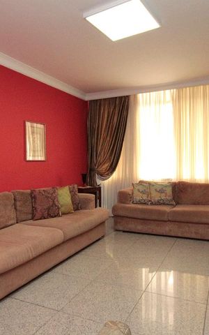 Apartamento à venda com 200m², 3 quartos e 1 vagaSala de TV