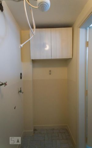 Apartamento para alugar com 65m², 2 quartos e 1 vagaBanheiro 