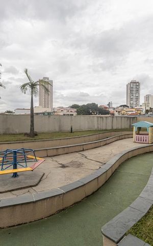 Apartamento à venda com 62m², 2 quartos e 2 vagas Apartamento à venda com 62m², 2 quartos e 2 vagasÁrea Comum - Playground