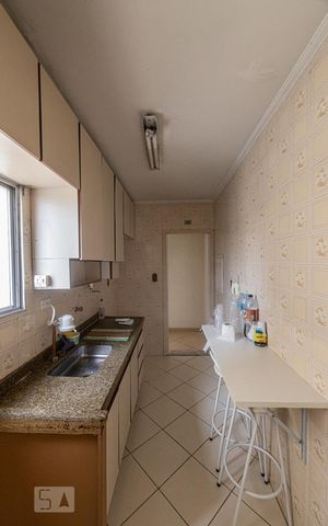 Apartamento à venda com 62m², 2 quartos e 2 vagas Apartamento à venda com 62m², 2 quartos e 2 vagasCozinha