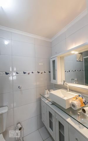 Apartamento à venda com 62m², 2 quartos e 2 vagas Apartamento à venda com 62m², 2 quartos e 2 vagasBanheiro Social