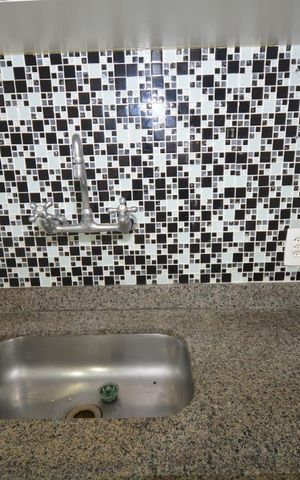Apartamento à venda com 160m², 2 quartos e 2 vagasCozinha -Torneira