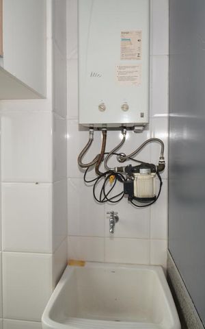 Apartamento à venda com 160m², 2 quartos e 2 vagasCozinha e Área de Serviço