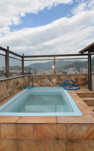Apartamento à venda com 160m², 2 quartos e 2 vagasCobertura