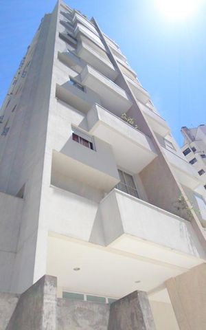 Apartamento à venda com 88m², 2 quartos e 2 vagasFachada