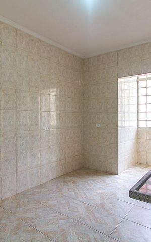 Casa à venda com 200m², 2 quartos e 4 vagas Casa à venda com 200m², 2 quartos e 4 vagasCozinha