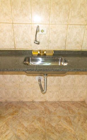 Casa à venda com 200m², 2 quartos e 4 vagas Casa à venda com 200m², 2 quartos e 4 vagasCozinha
