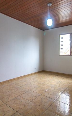 Casa à venda com 200m², 2 quartos e 4 vagas Casa à venda com 200m², 2 quartos e 4 vagasQuarto 1