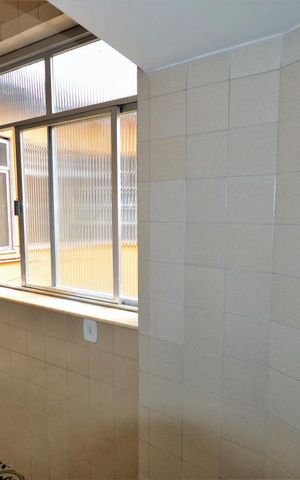 Apartamento à venda com 175m², 4 quartos e 1 vagaÁrea de Serviço