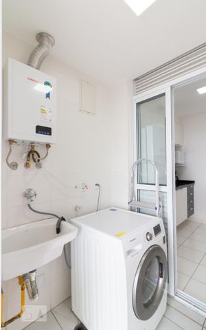Apartamento para alugar com 66m², 2 quartos e 1 vagaÁrea de serviço