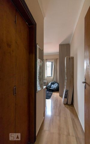 Casa à venda com 250m², 3 quartos e 2 vagasQuarto 1 suíte