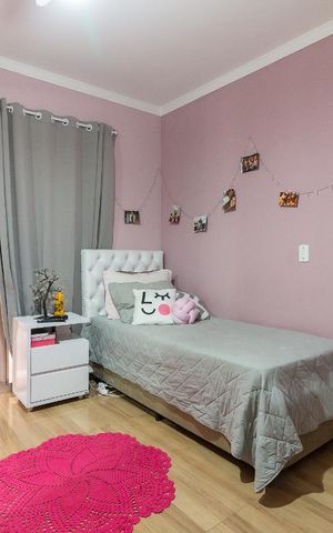 Casa à venda com 250m², 3 quartos e 2 vagasQuarto 2 suíte