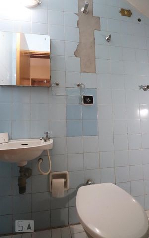 Casa para alugar com 200m², 3 quartos e 3 vagasBanheiro 2