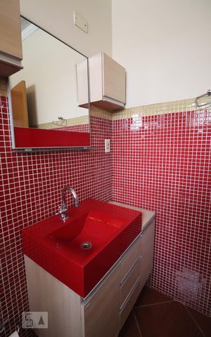 Casa para alugar com 200m², 3 quartos e 3 vagasBanheiro 1